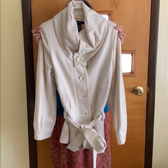 Arden B beautiful creme stylish jacket - Picture 1 of 5